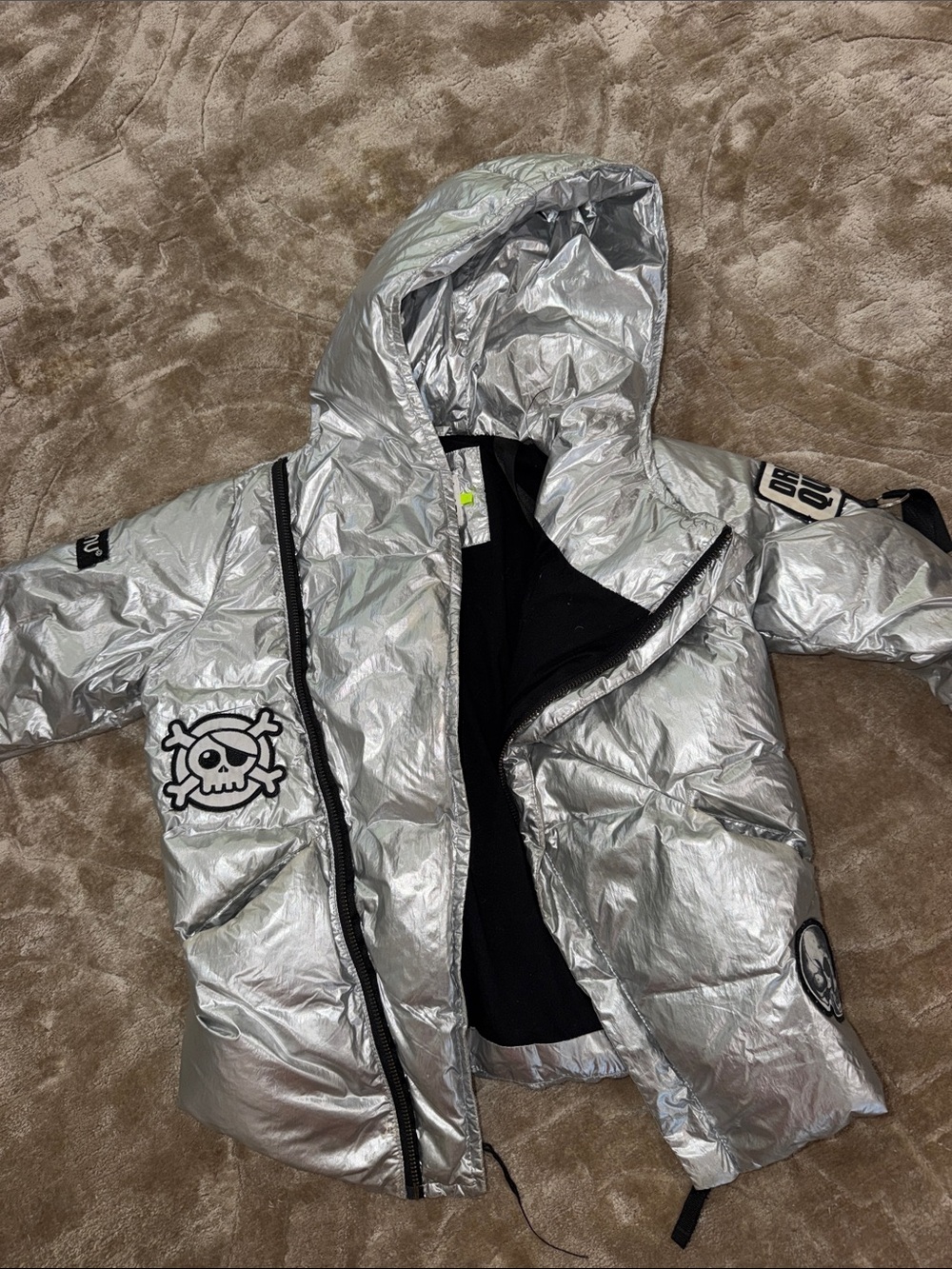 nununu Metallic Silver Hooded Puffer Jacket with Skull Patches